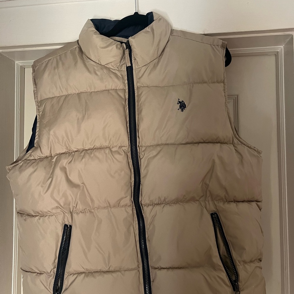 U.S. Polo Assn. Men's Beige Puffer Vest